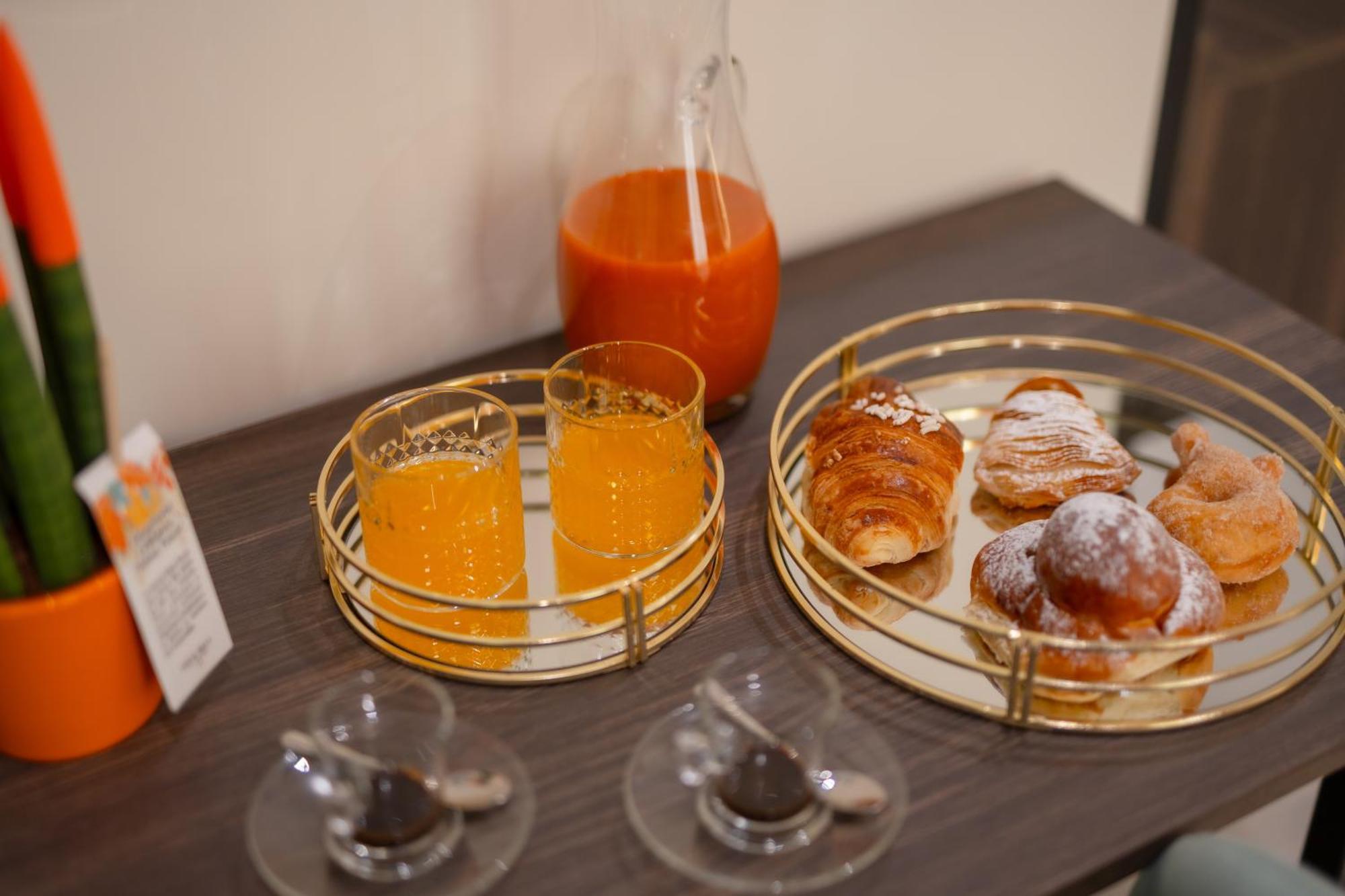 Hotel Piezz' E Sole Neapol Zewnętrze zdjęcie