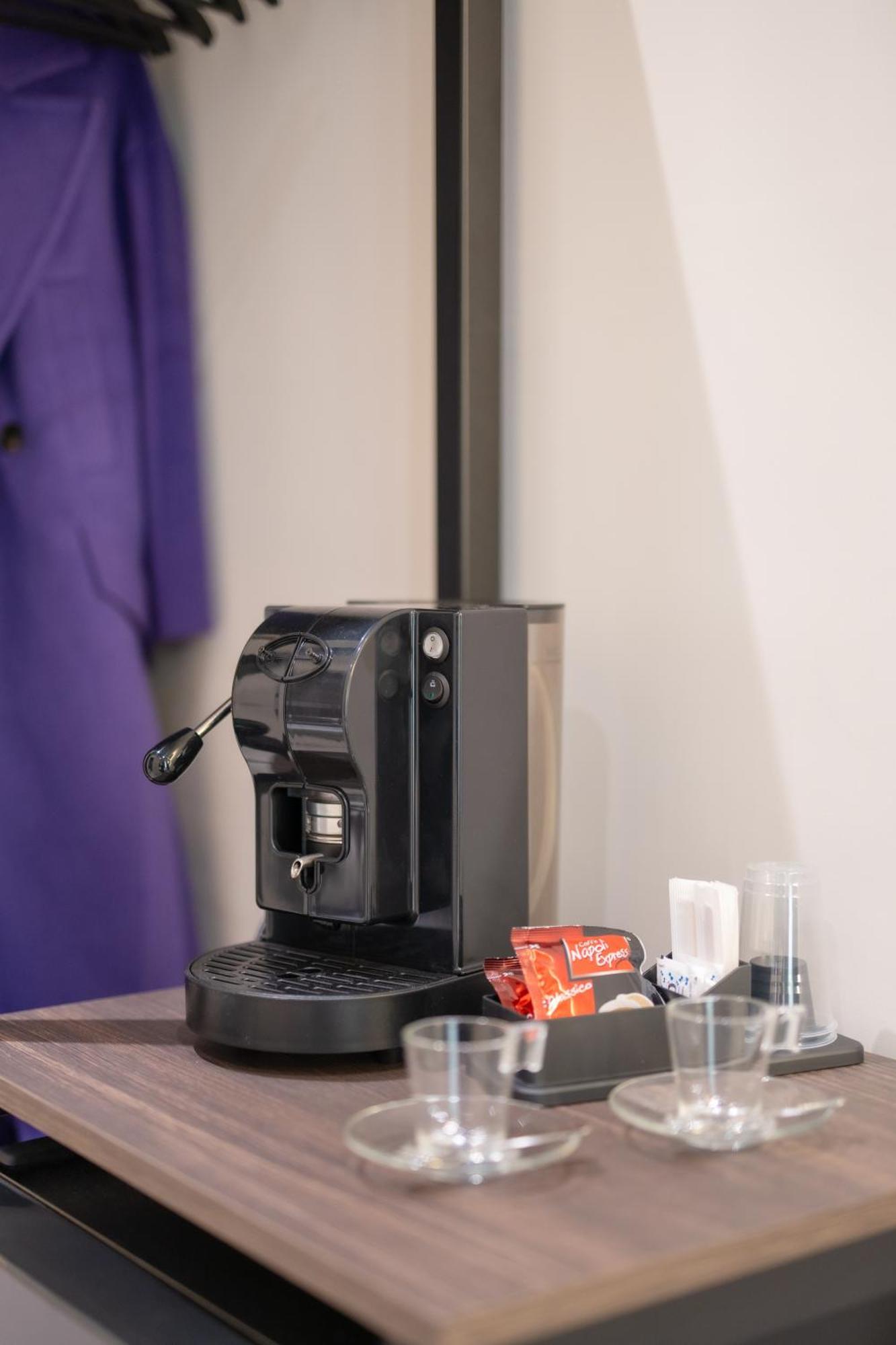 Hotel Piezz' E Sole Neapol Zewnętrze zdjęcie